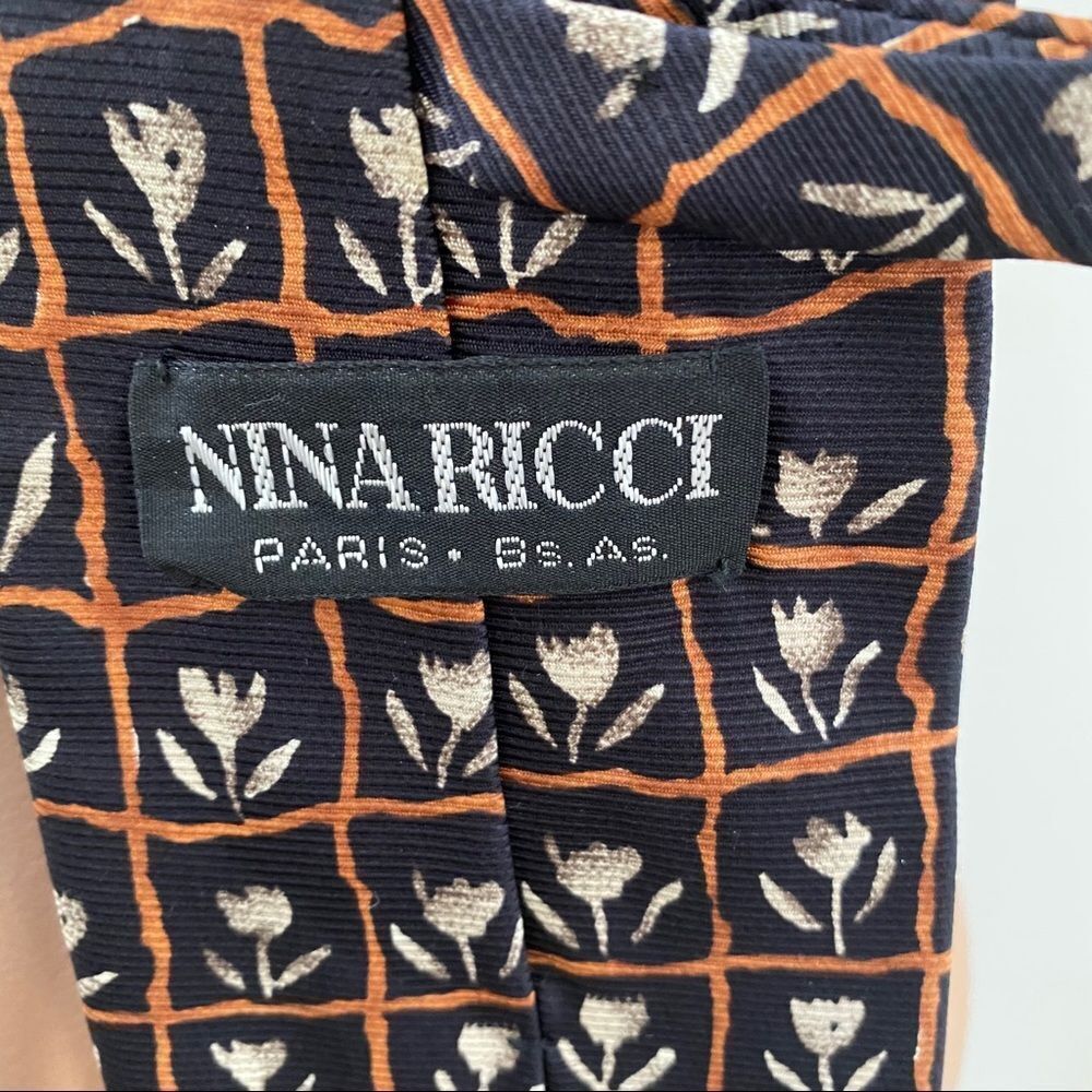 Nina Ricci vintage floral print 100% silk tie - Picture 3 of 6